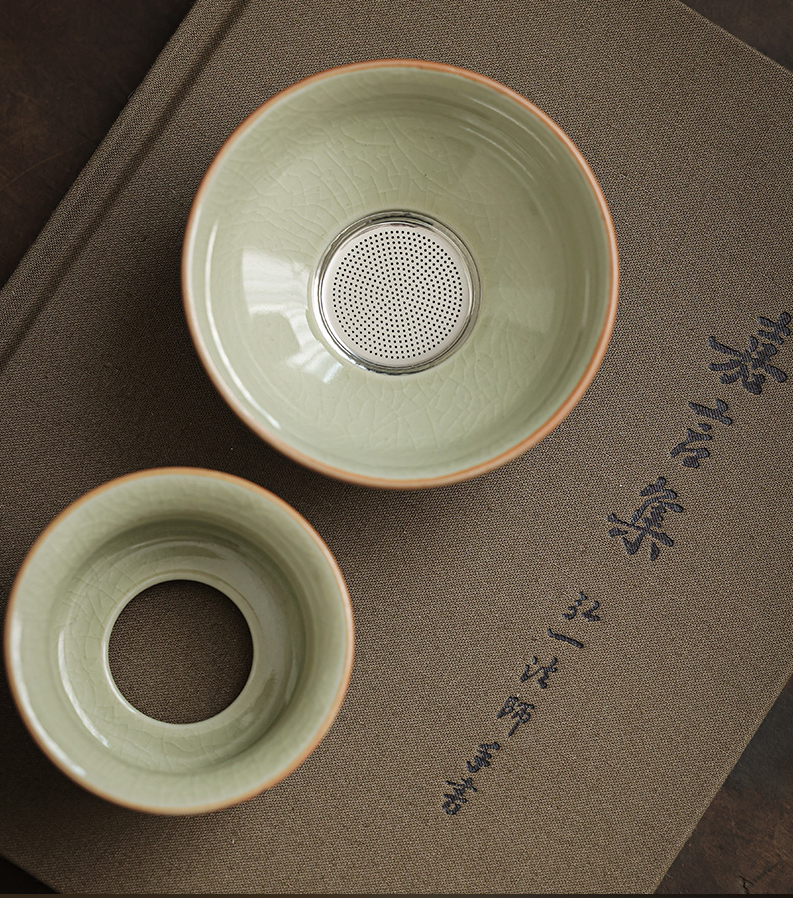 Myriad of Flowers Tea Strainer Set, Porcelain Stainer+Holder