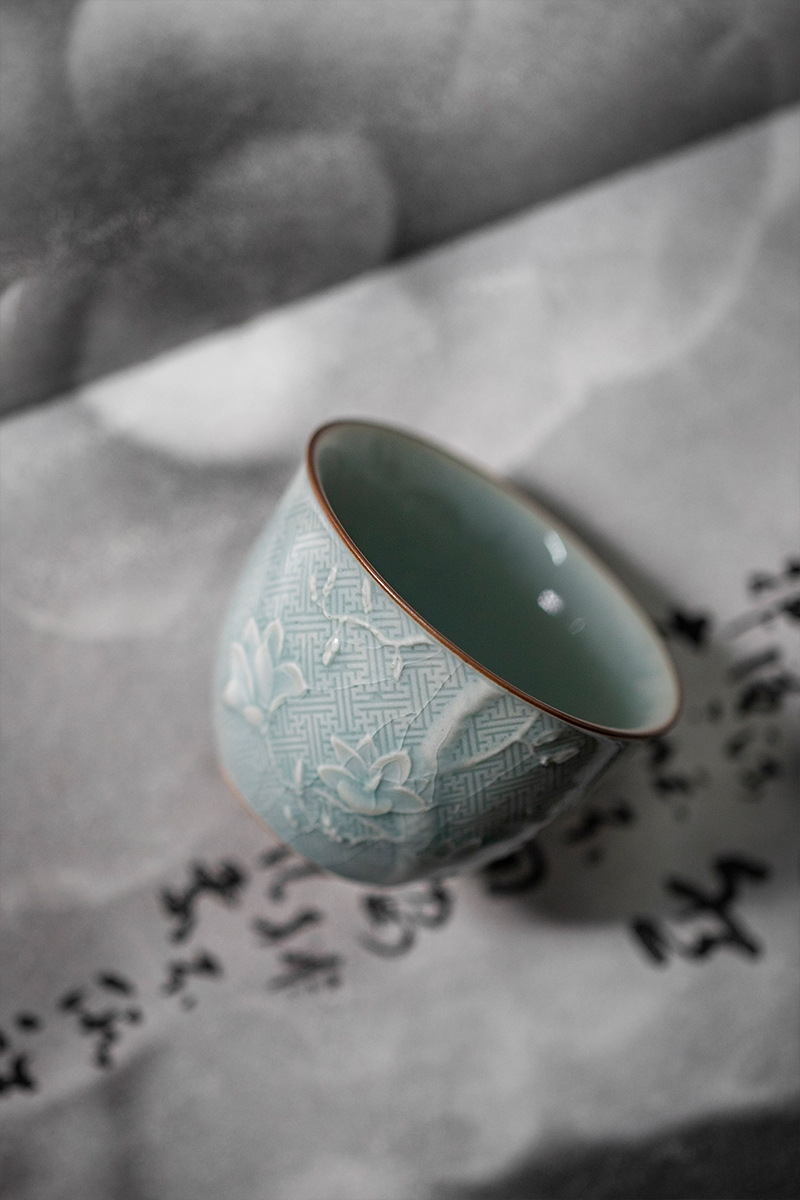 Sculpted Ice Mangnolia Tea Cup 60ml