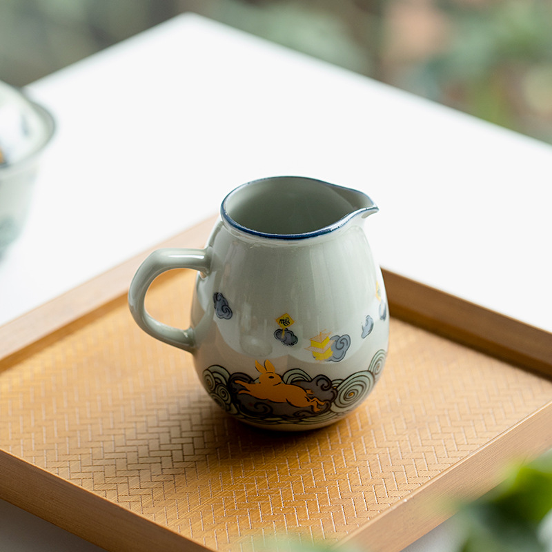 Golden Rabbit Tea Pitcher 200ml