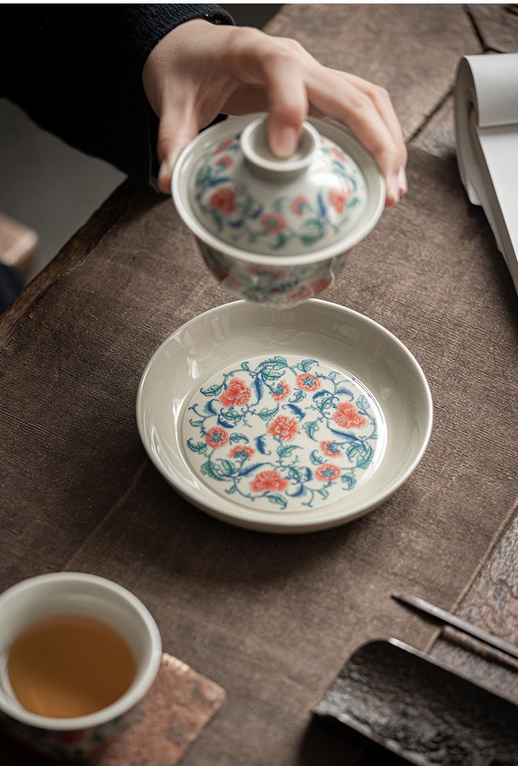 Traditional Lotus Gaiwan with Saucer 150ml