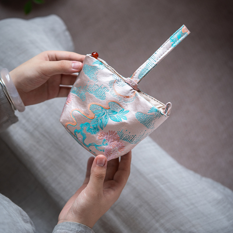 Collection of Tea Cup Carry Case