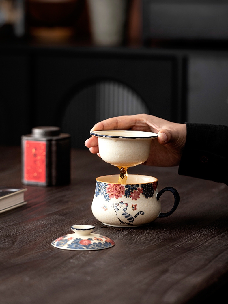 White Cat Ceramic Mug with Strainer 135ml