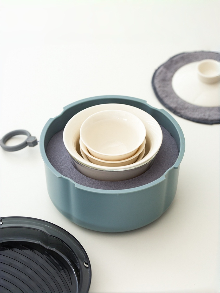 White Porcelain Travel Tea Set