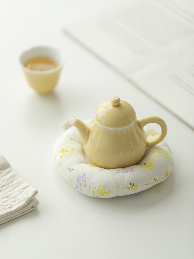 Monochrome Porcelain Teapot 135ml, 6 Colors Optional