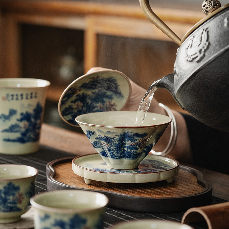 Porcelain Gaiwan Tea Set 130ml, Blue and White Landscape Pattern