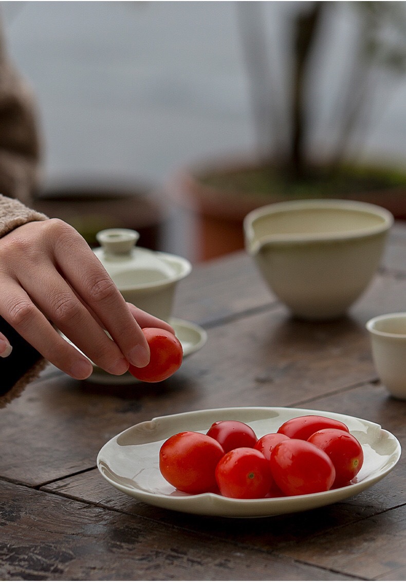 Ash Glaze Saucer