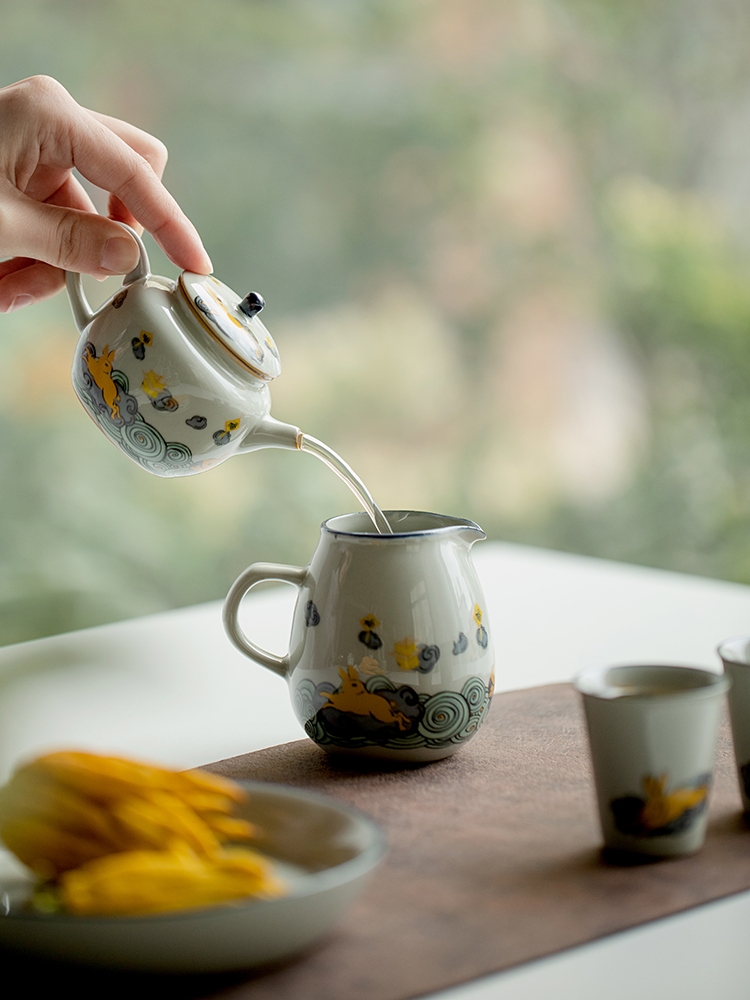 Golden Rabbit Teapot 100ml