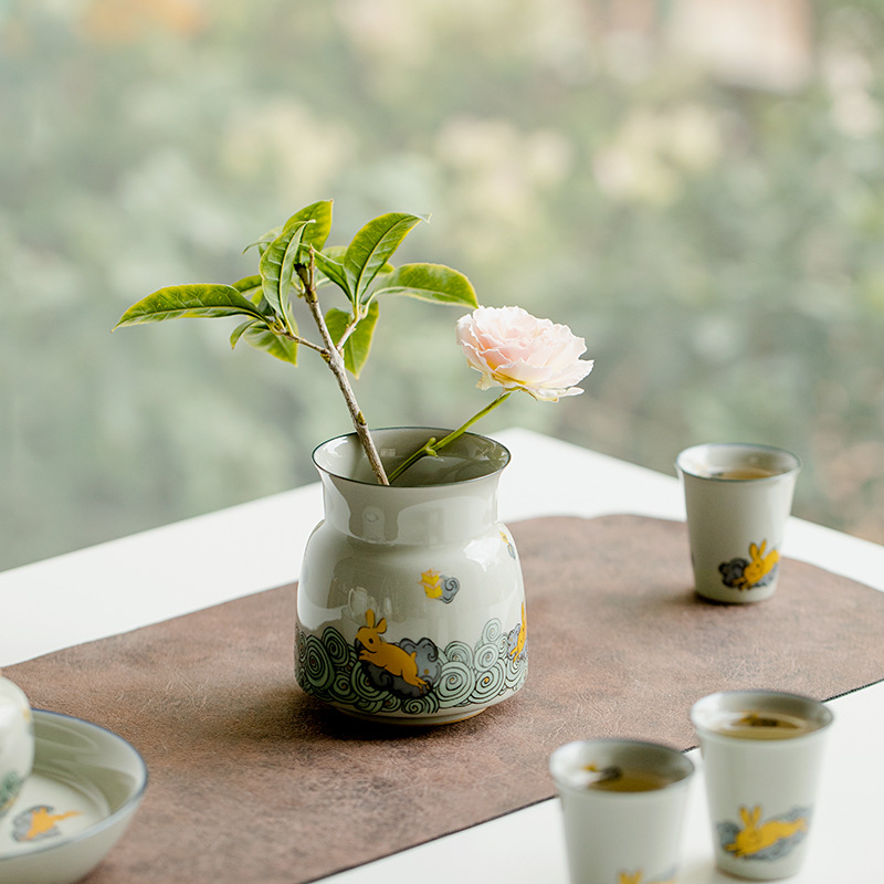 Golden Rabbit Tea Ceremony Tool Kit, Kung Fu Tea Accessories Set with Container