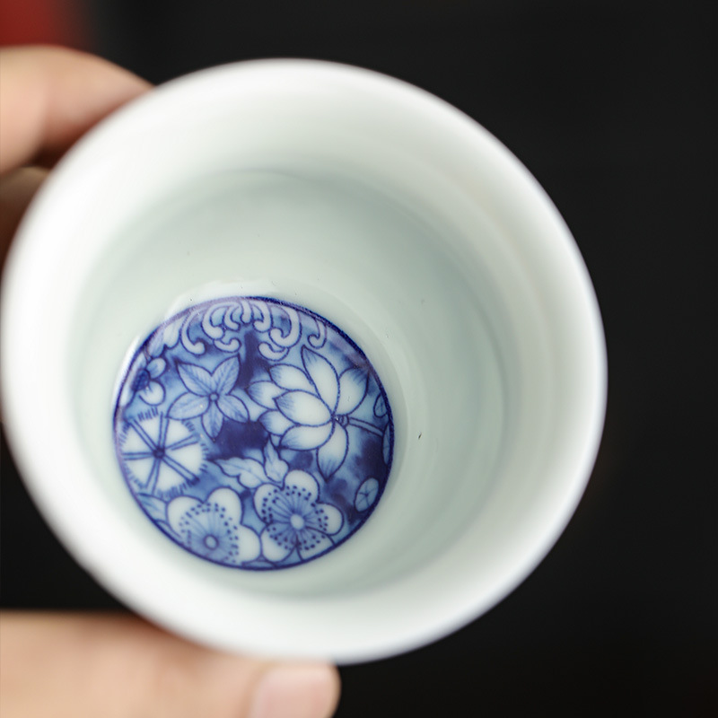 Myriad of Flowers Tea Cup 90ml