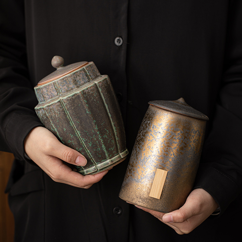 Rust-Glazed Tea Canister 2 Styles Large Volume