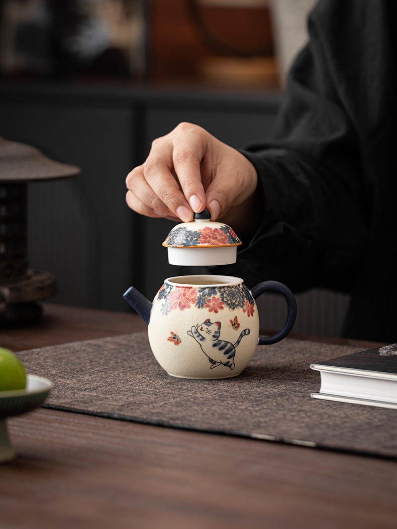 White Cat Ceramic Teapot 130ml