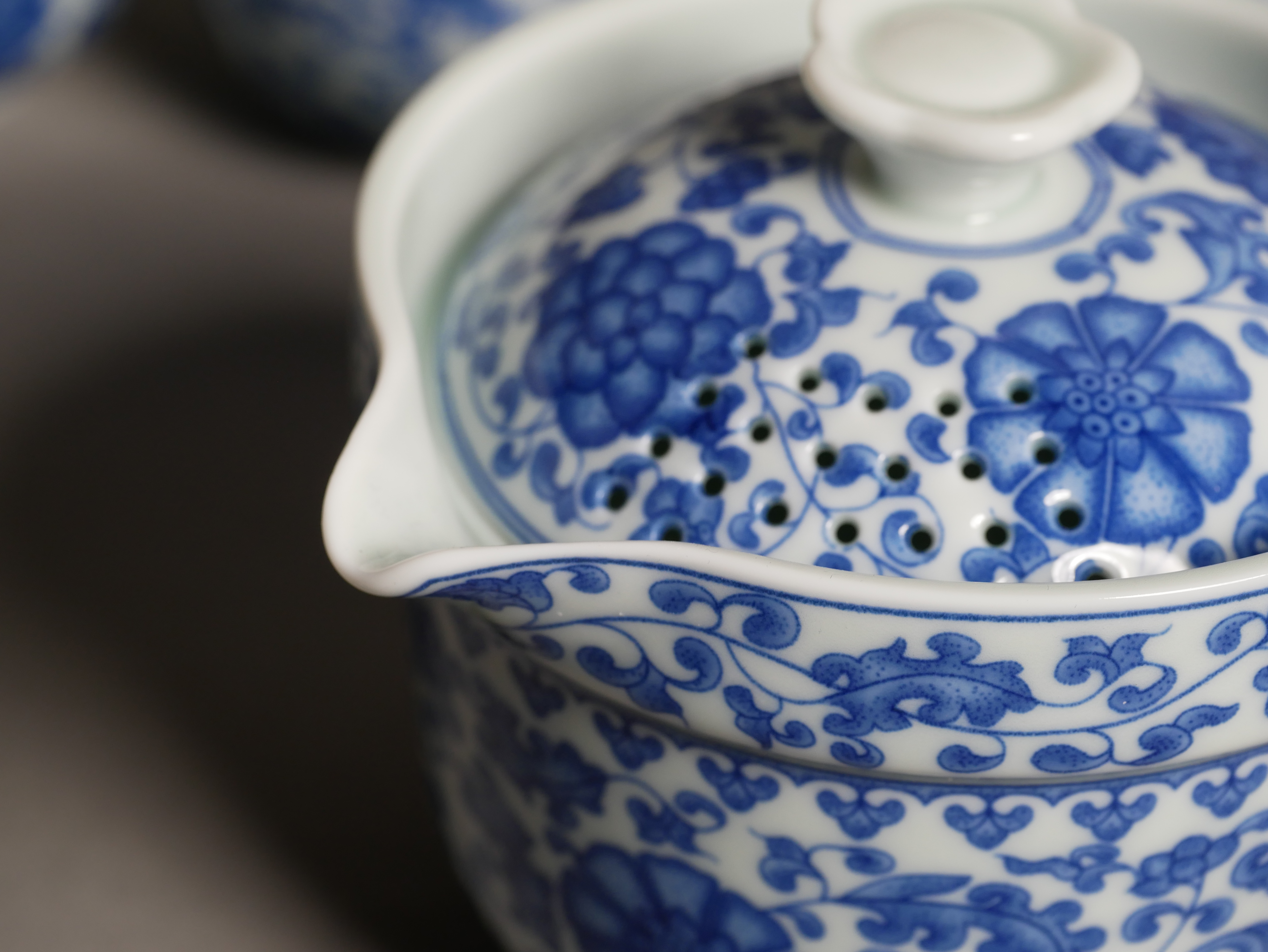 Blue-and-White Porcelain Travel Tea Set, 1 Teapot+3 Cups, Traditional Chinese Lotus Imagery 200ml