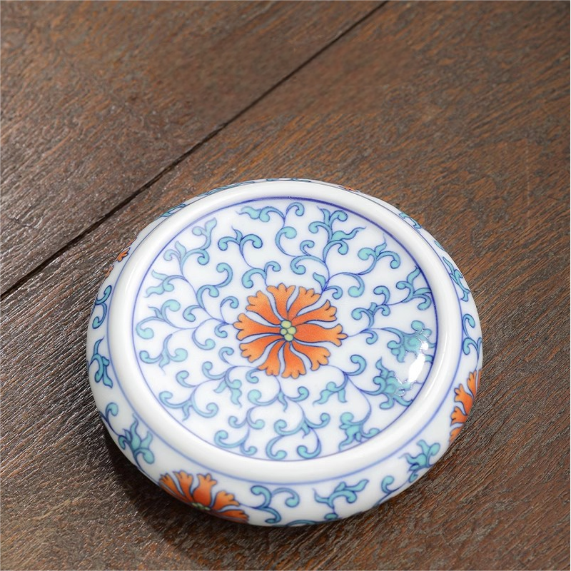 Collection of Classic Pattern Lid Holders