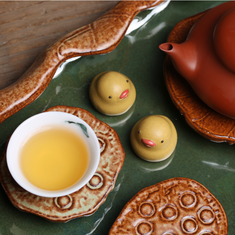 Mini Yellow Duck Figurine, Ceramic Duck Tea Pet