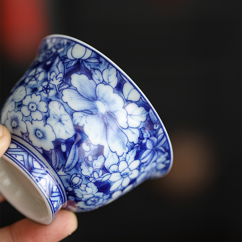 Myriad of Flowers Tea Cup 90ml