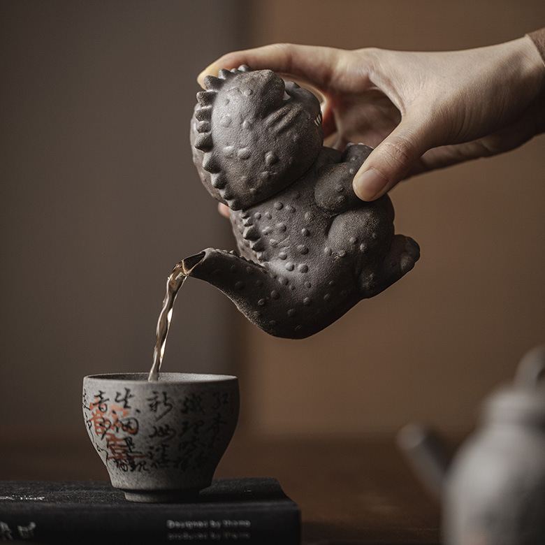 Ceramic Godzilla Teapot 200ml