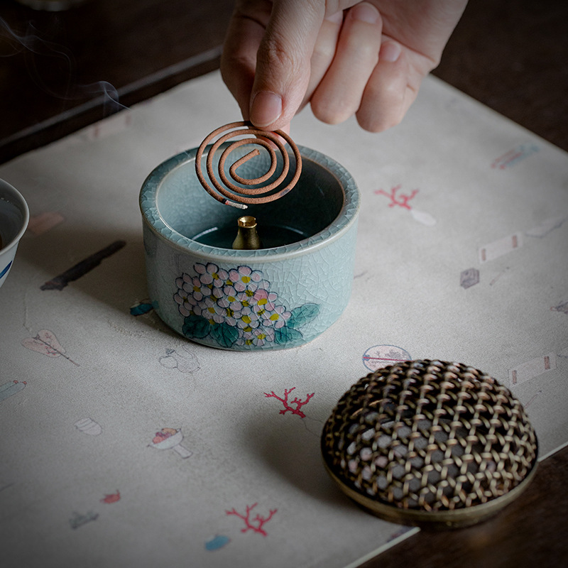 Begonia and Mangnolia Incense Burner with Brass Cover