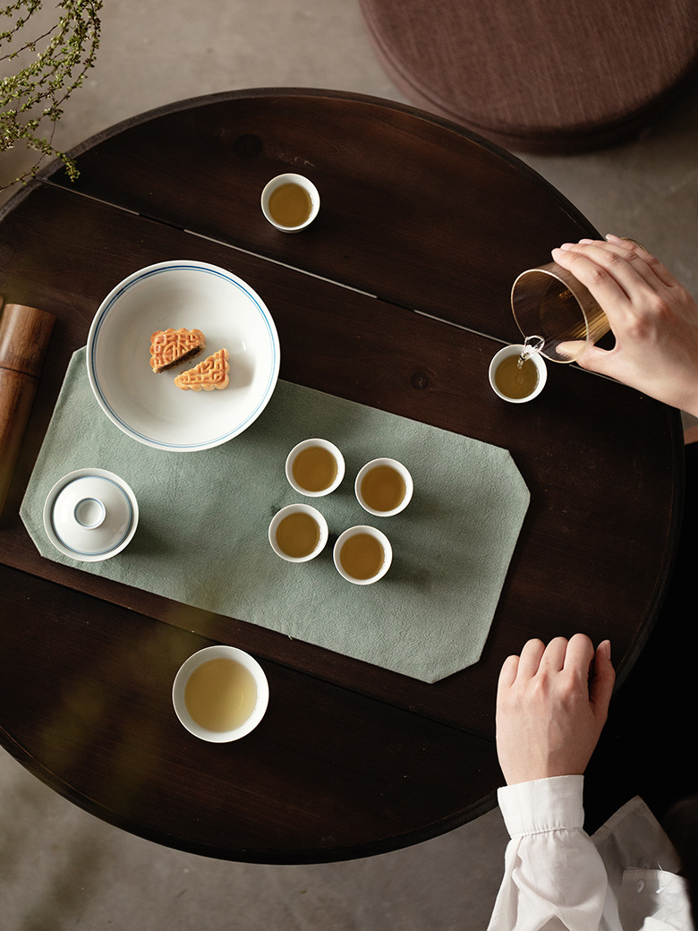 Dual-pinstripe Porcelain Tea Cup 50ml