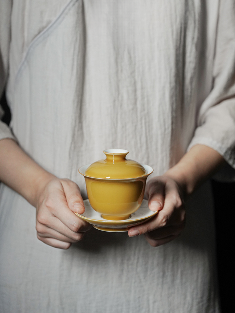 Moon Yellow Porcelain Gaiwan with Saucer 150ml