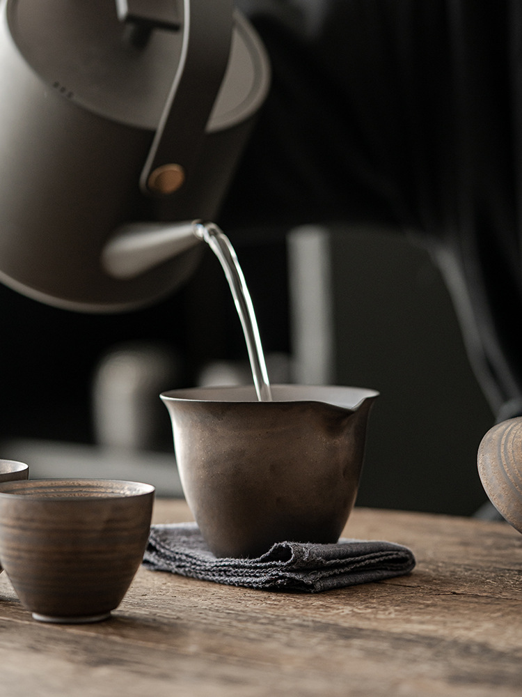 Minimalist Iron Rust Glaze Tea Set , 1 Teapot+2 Cups with Travel Case