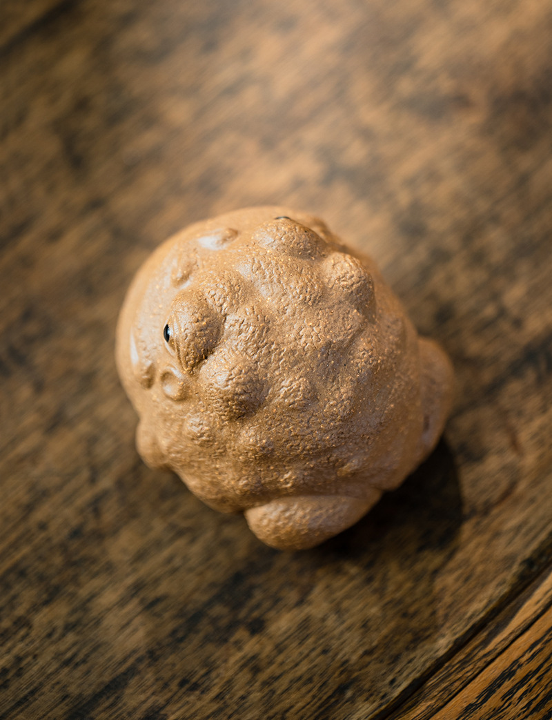 Cute Toad Figurine, Handmade Ceramic Tea Pet, Made of Yixing Zisha Clay