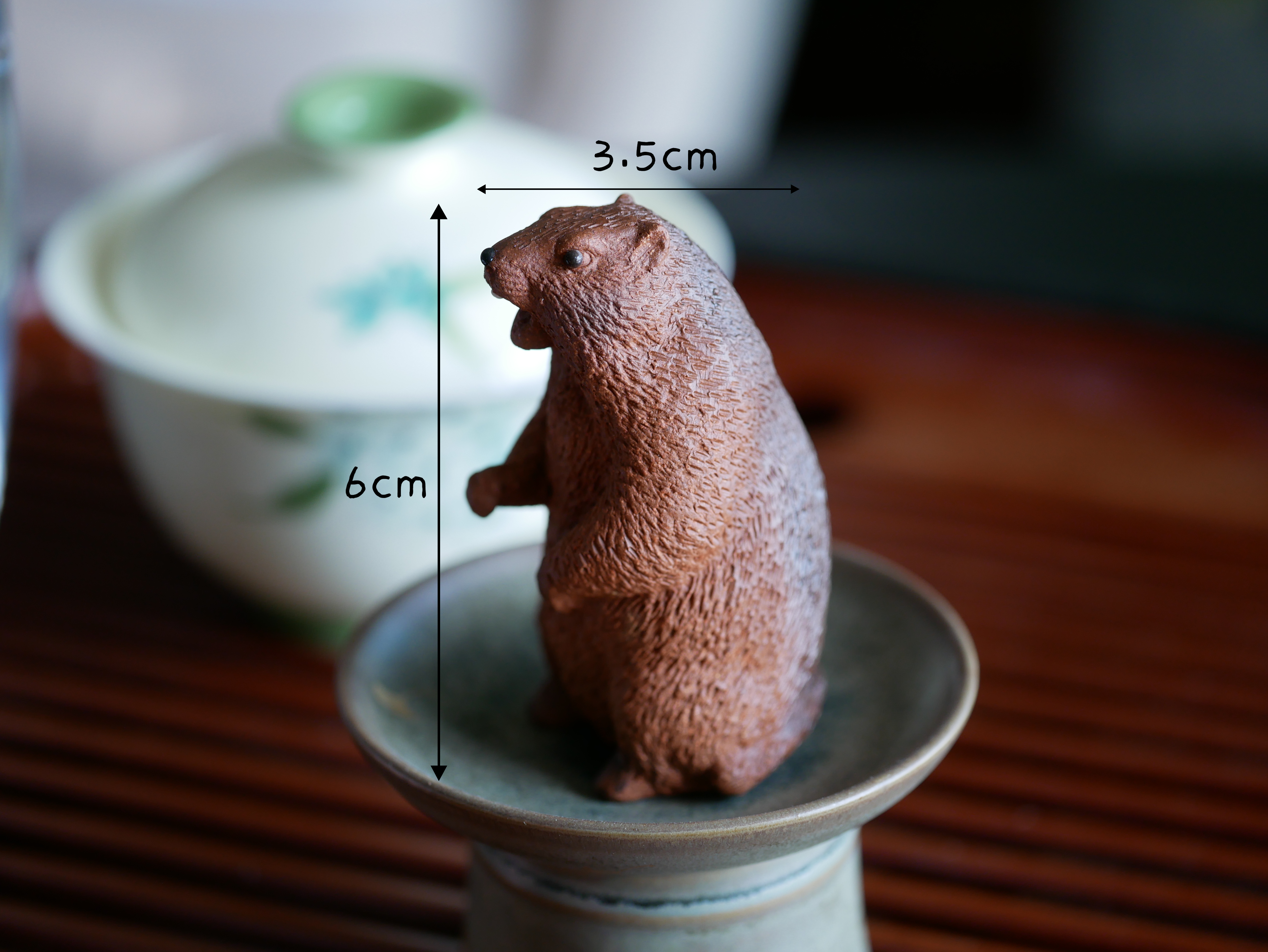 Screaming Marmot Figurine, Ceramic Marmot Tea Pet