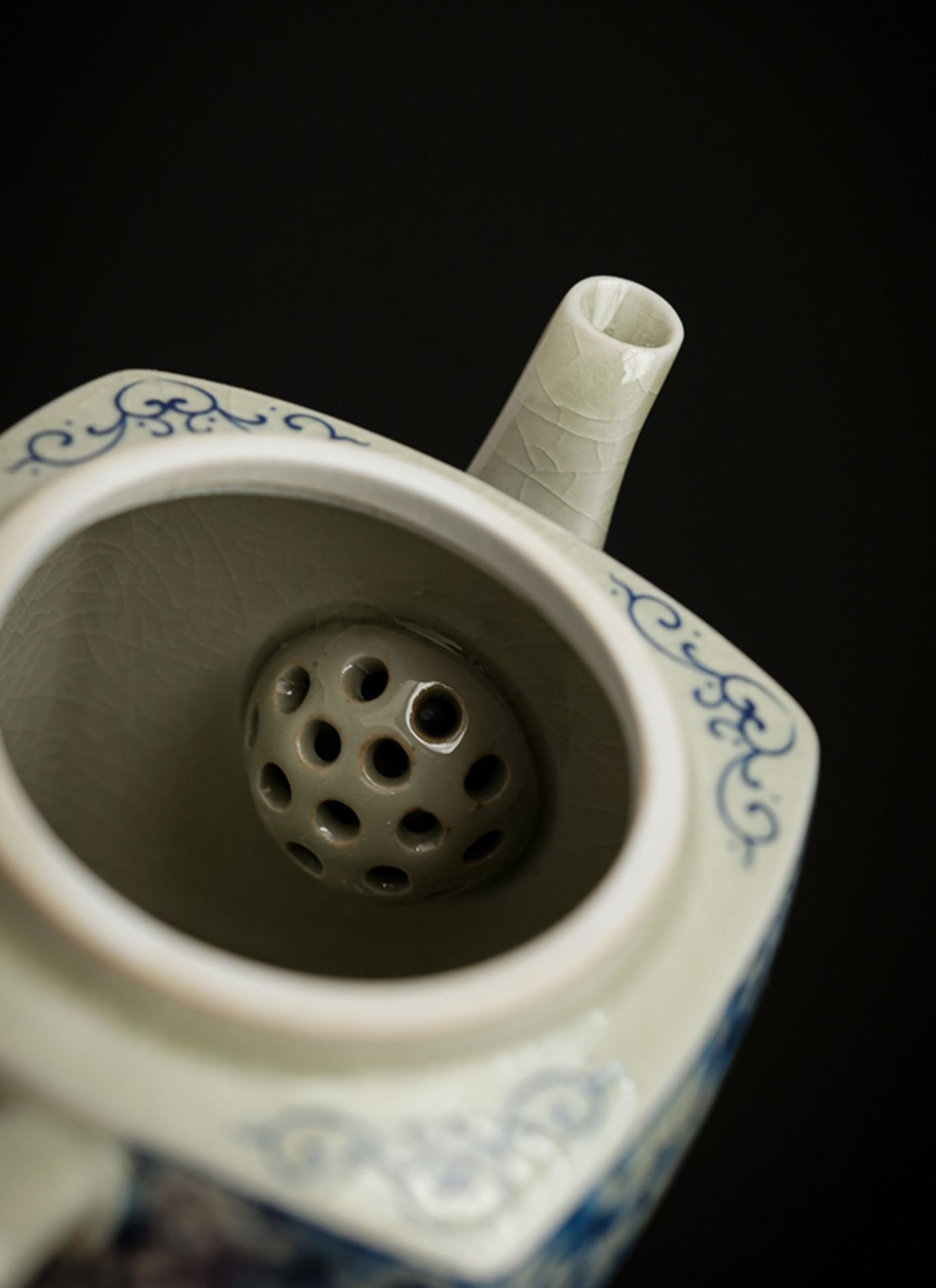 Myriad of Flowers Teapot 180ml