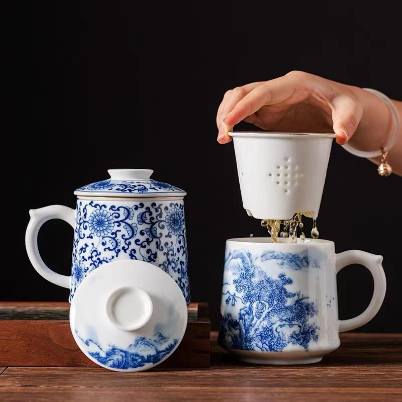 Collection of Tea Mugs with Infuser 450ml