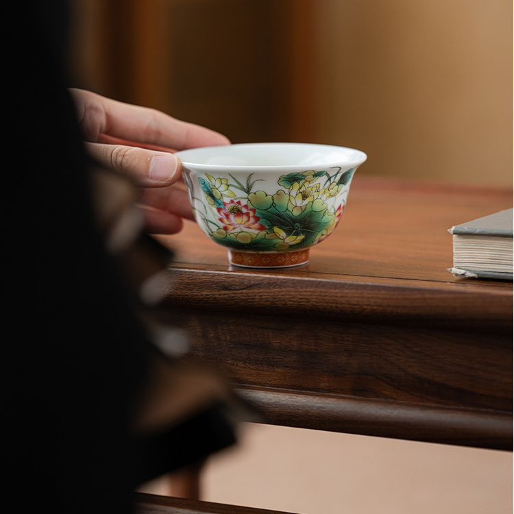 Collection of Classic Pattern Tea Cups