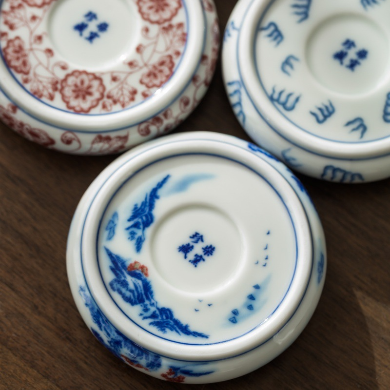 Collection of Classic Pattern Lid Holders