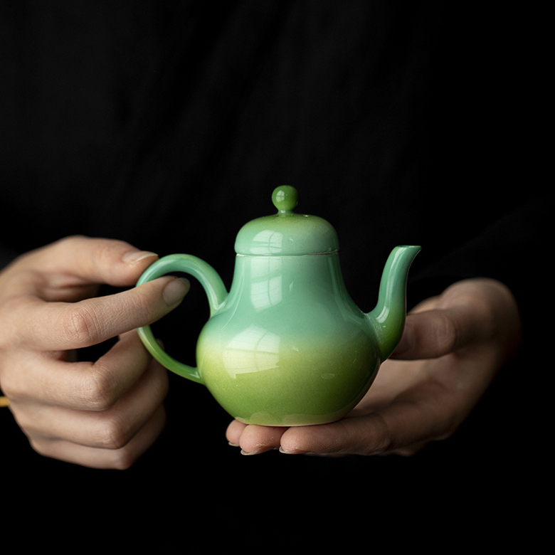 Gradient Green Teapot 130ml