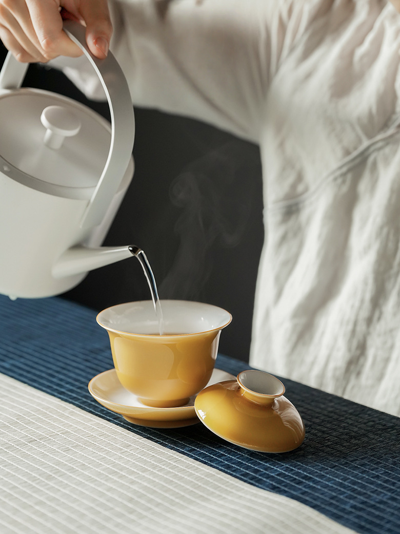 Moon Yellow Porcelain Gaiwan with Saucer 150ml