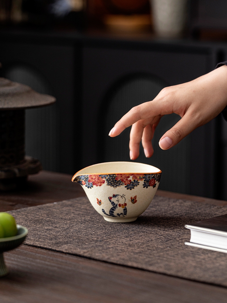 White Cat Ceramic Pitcher 150ml