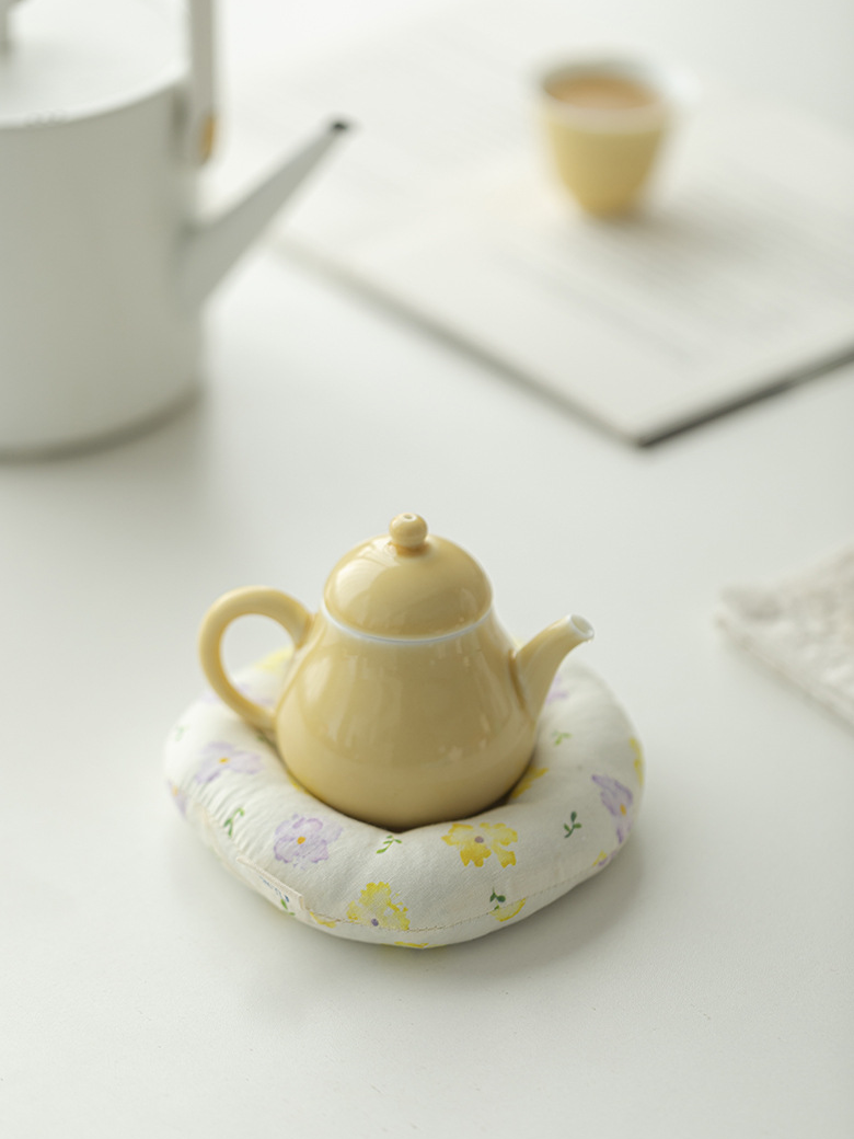 Monochrome Porcelain Teapot 135ml, 6 Colors Optional