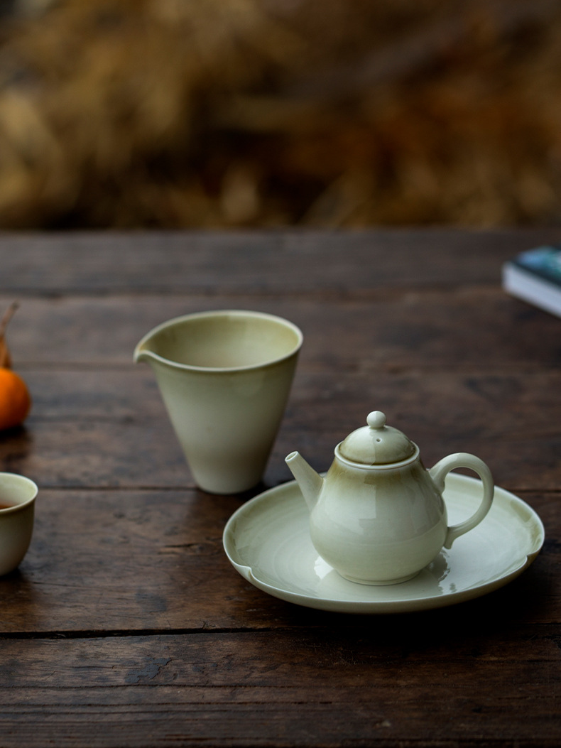 Ash Glaze Saucer