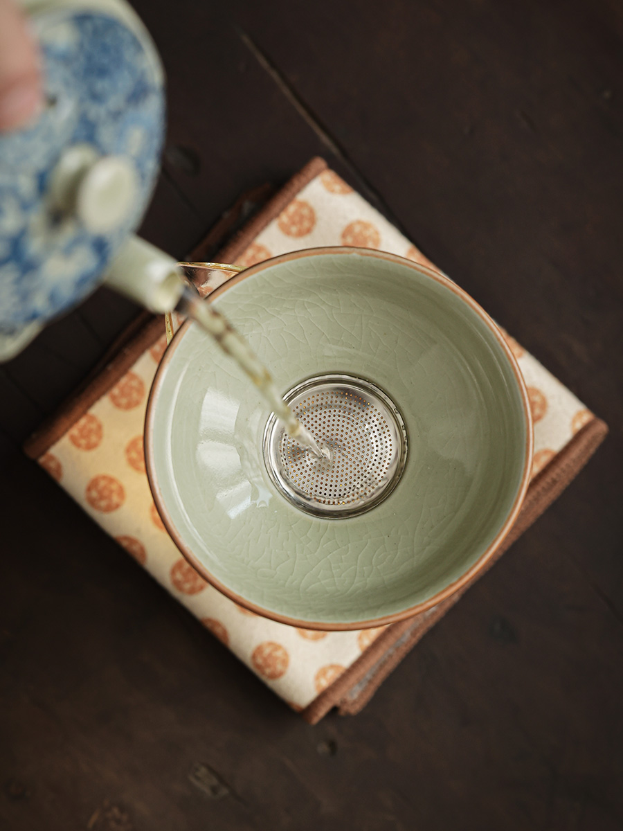 Myriad of Flowers Tea Strainer Set, Porcelain Stainer+Holder