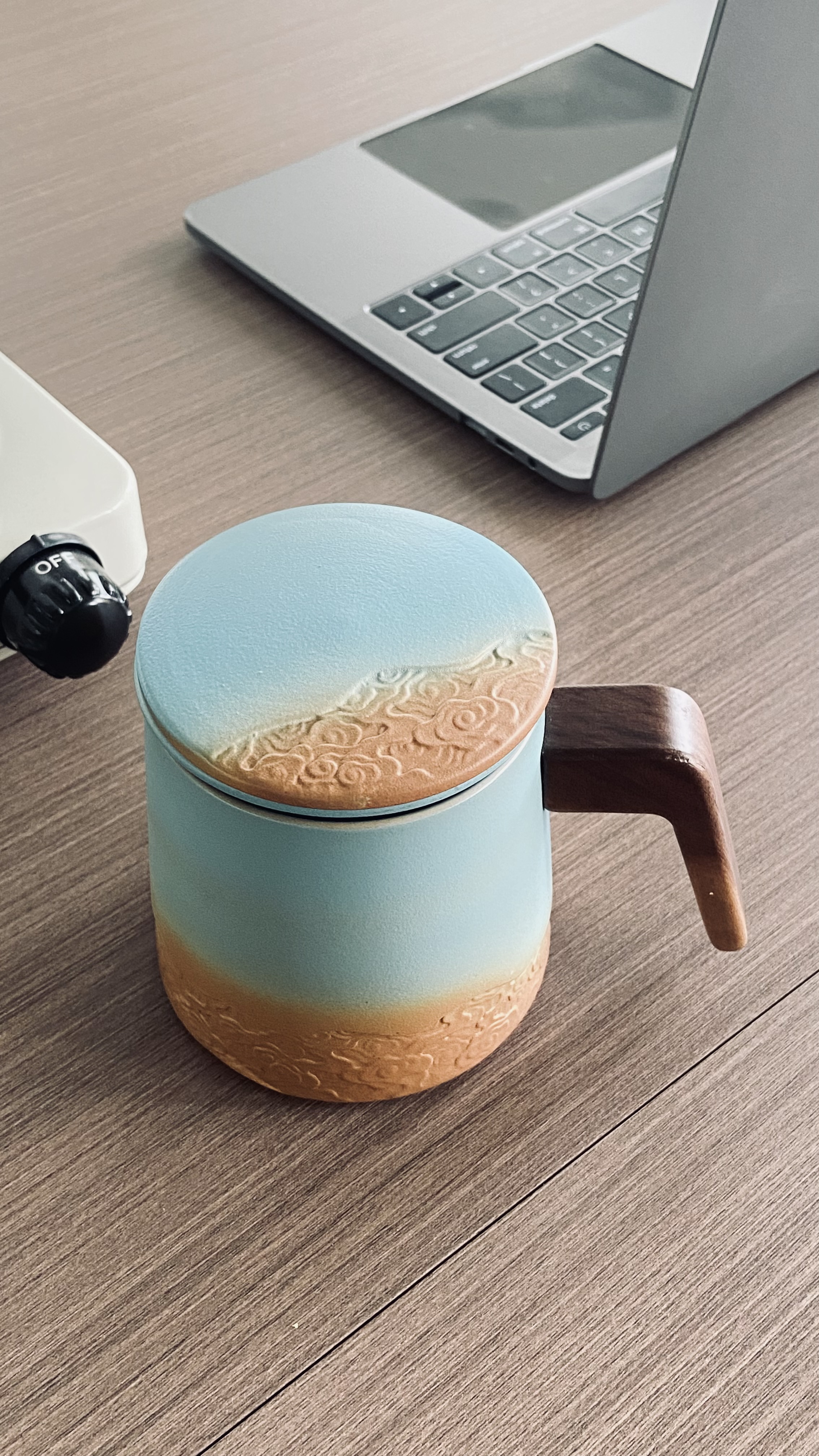 Sky Gradient Tea Mug With Infuser 360ml, Engraved Cloud Pattern, 4 Colors Optional