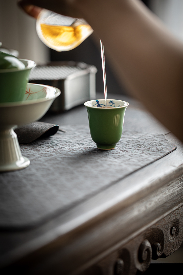 Pine Green Tea Cups Set*4 PCS with Flower Deco