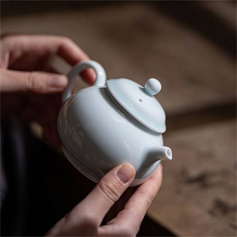 Shadow Green Porcelain Teapot 160ml
