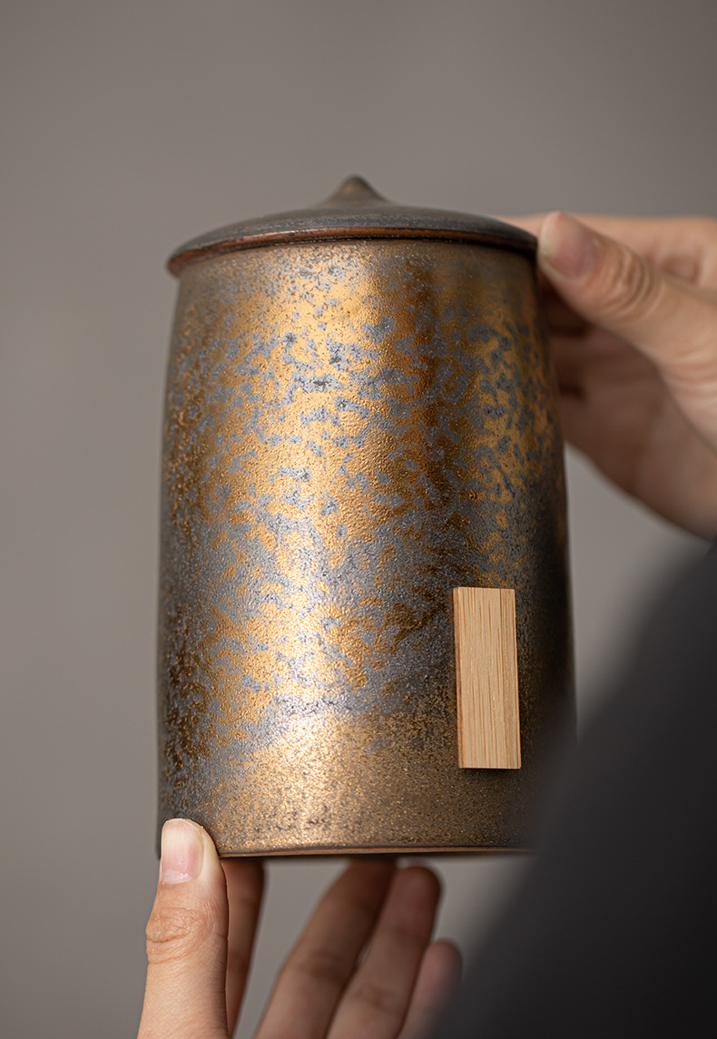Rust-Glazed Tea Canister 2 Styles Large Volume