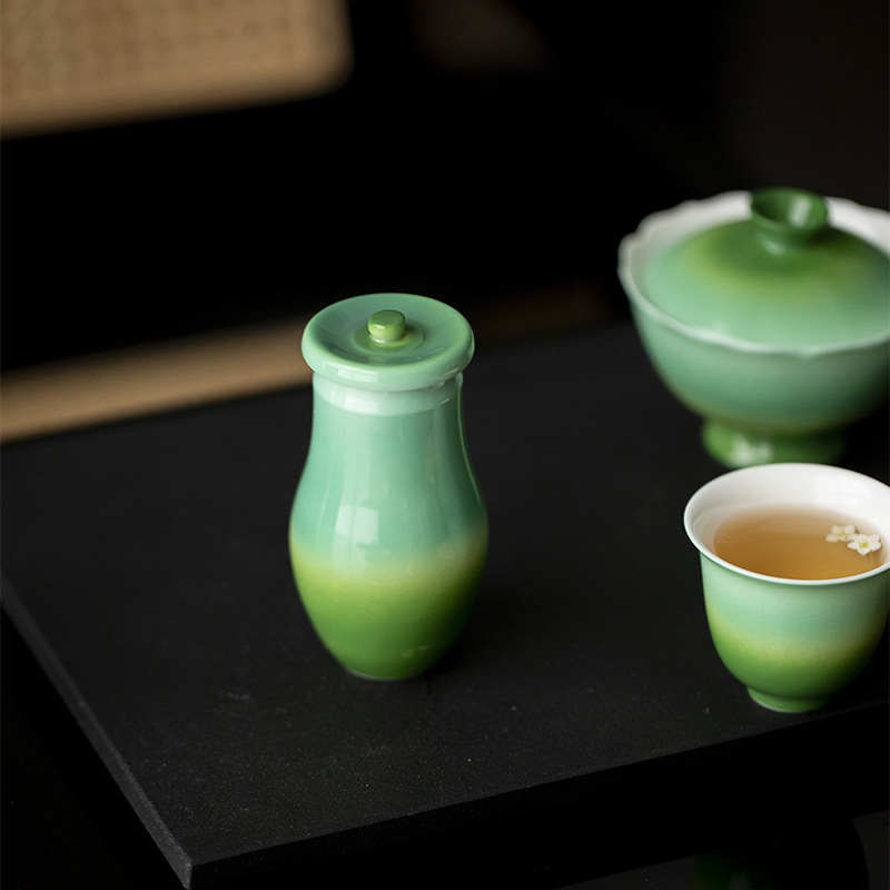 Gradient Green Mini Tea Canister 95ml