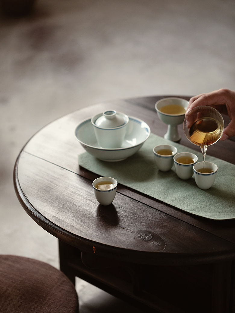 Dual-pinstripe Porcelain Tea Cup 50ml