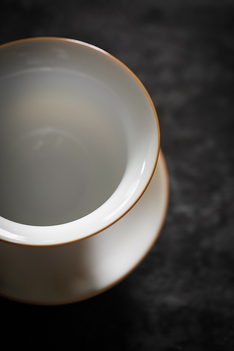 Moon Yellow Porcelain Gaiwan with Saucer 150ml