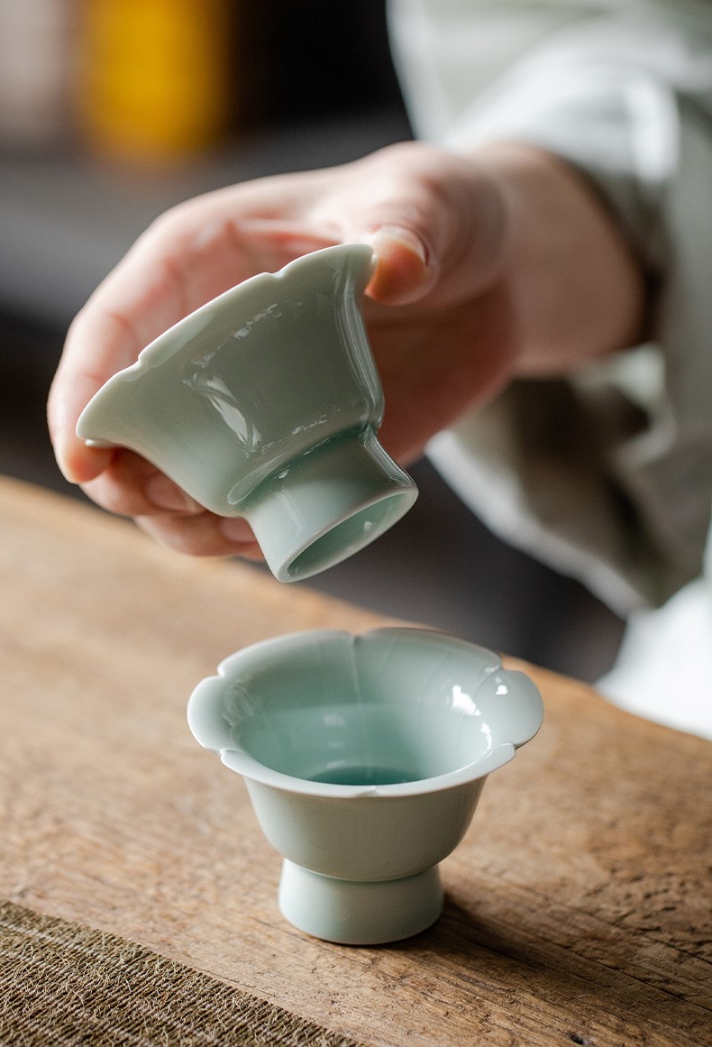 Ice Flower Tea Cup with Saucer 60ml, Misty Blue Ice Crackle Glaze, Chinese Kung Fu Tea Cup Set