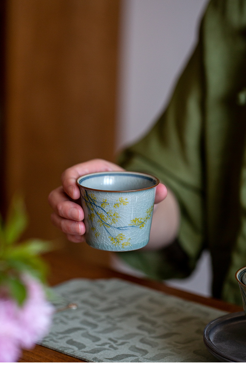 Maple Patttern Ceramic Kung Fu Tea Cup 120ml