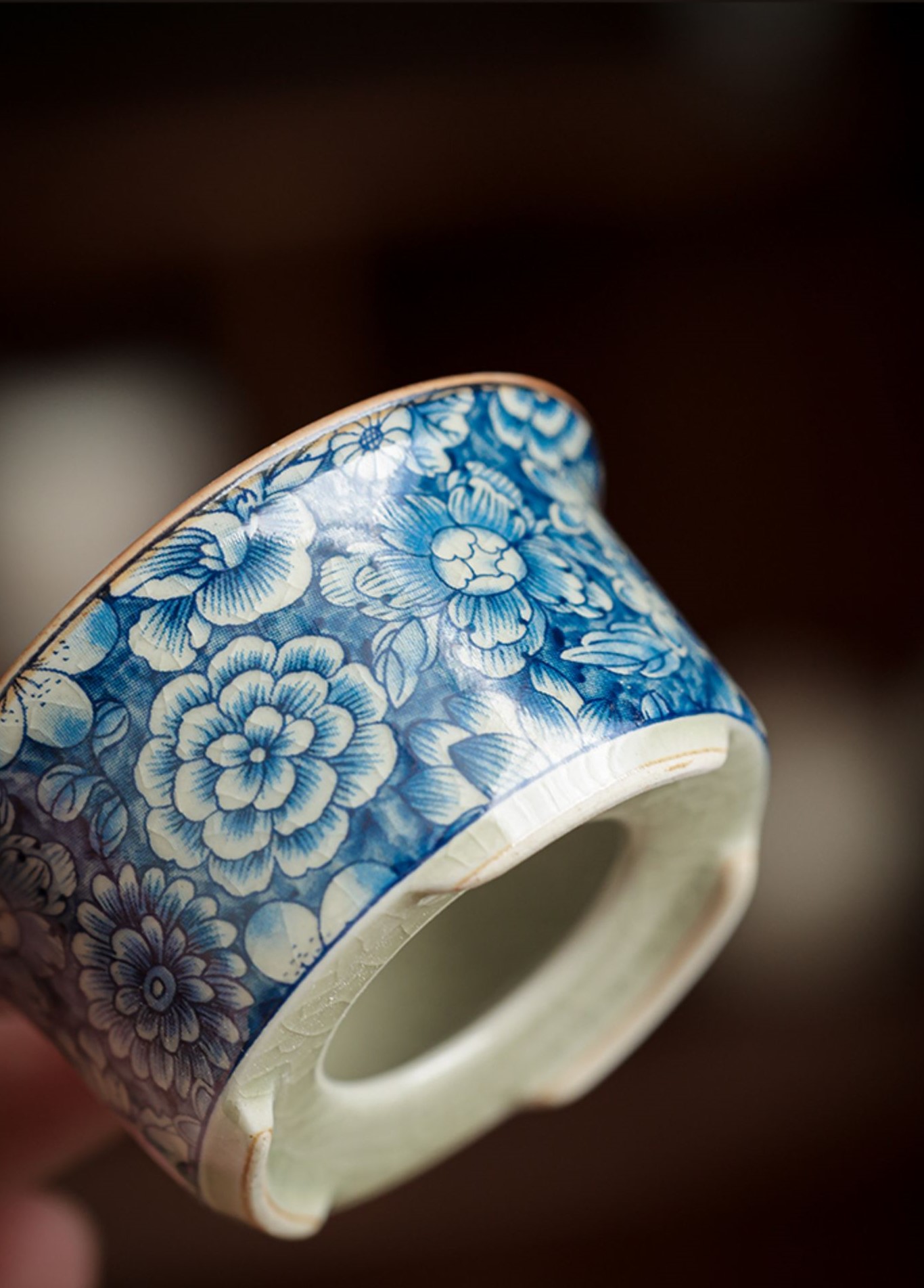 Myriad of Flowers Tea Strainer Set, Porcelain Stainer+Holder