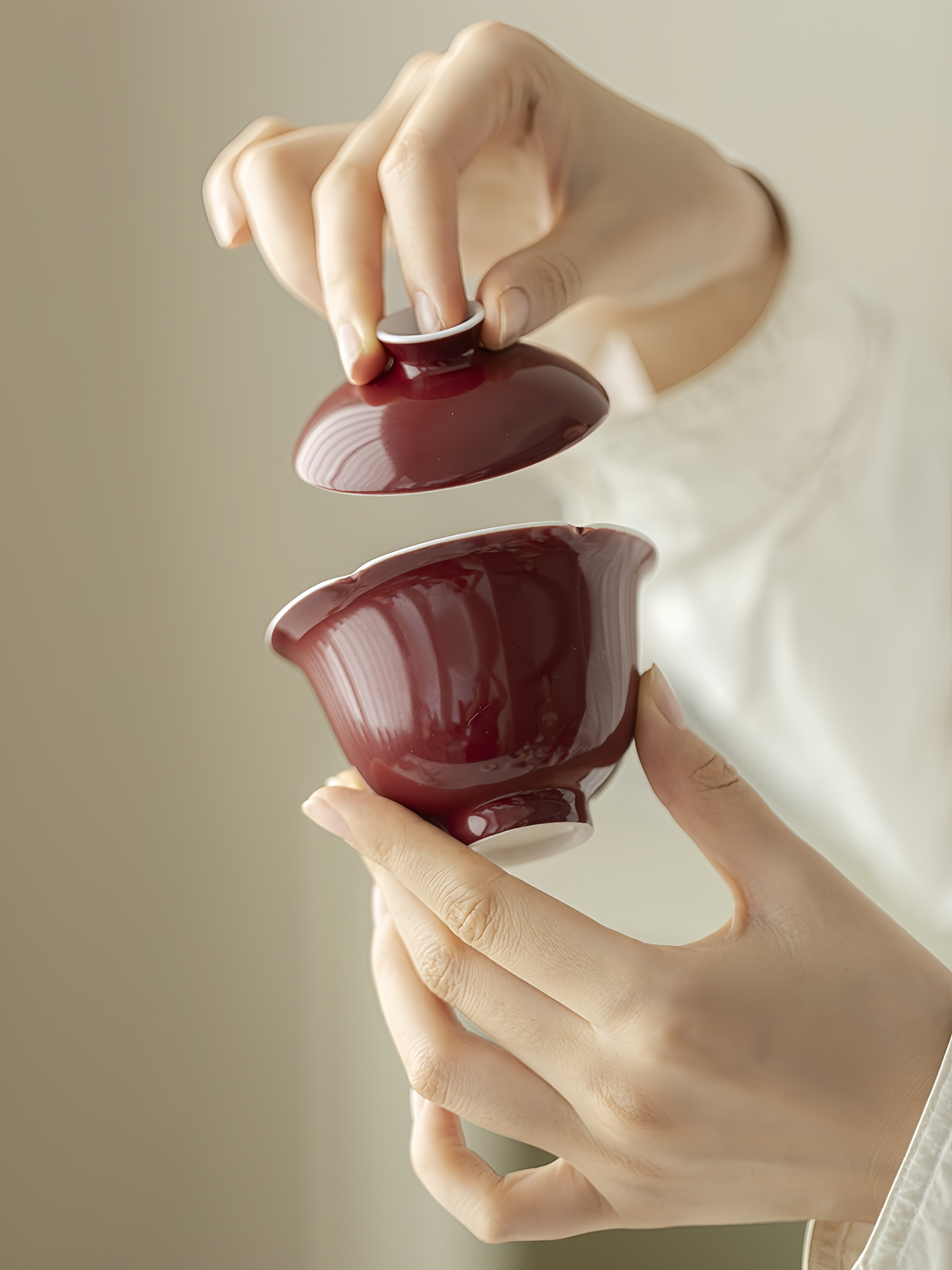 Monochrome Floral Porcelain Gaiwan 140ml, 6 Colors Optional