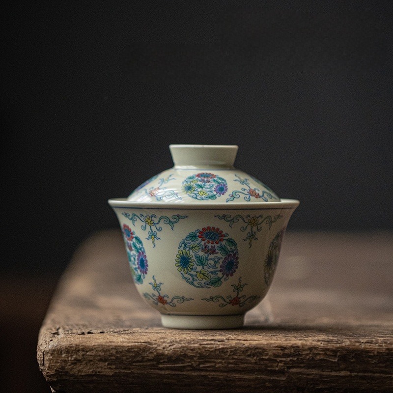 Traditional Blue Lotus Gaiwan with Saucer 150ml