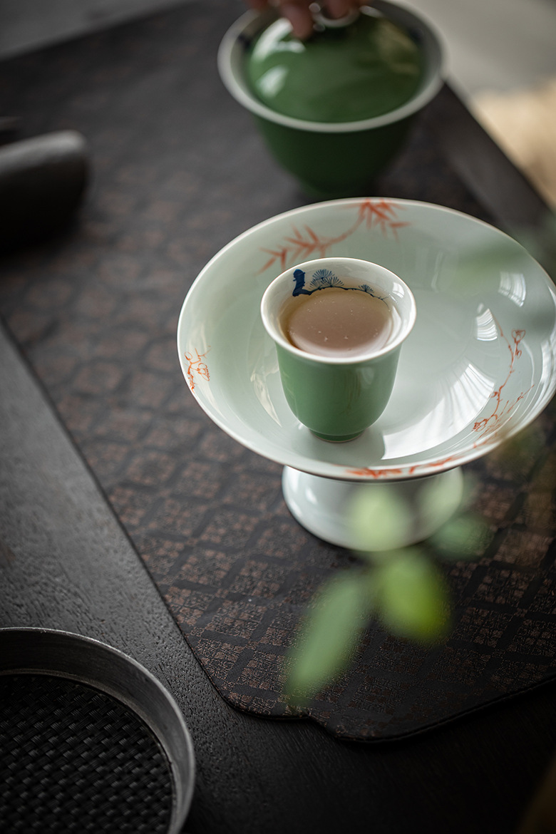 Pine Green Tea Cups Set*4 PCS with Flower Deco