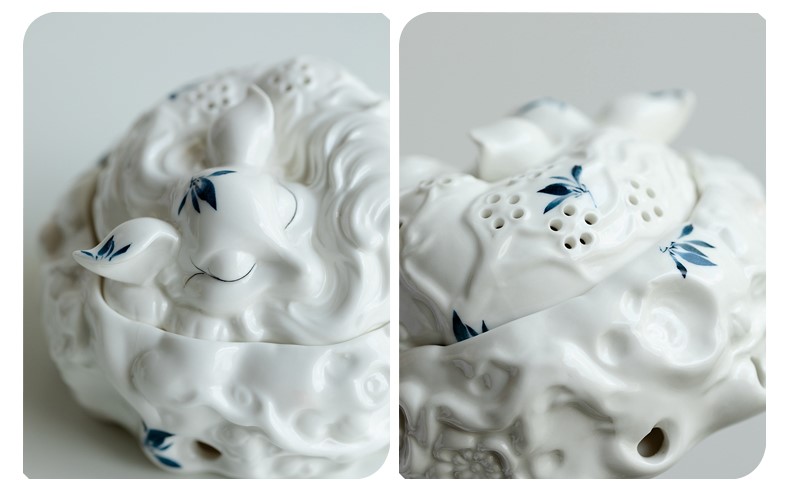 White Fox Porcelain Incense Burner